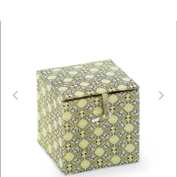 Double D Ranch Wear 1st Edition 2018 Wolf Pack Collector Cloisonne' Ornament - Picture 2 of 4